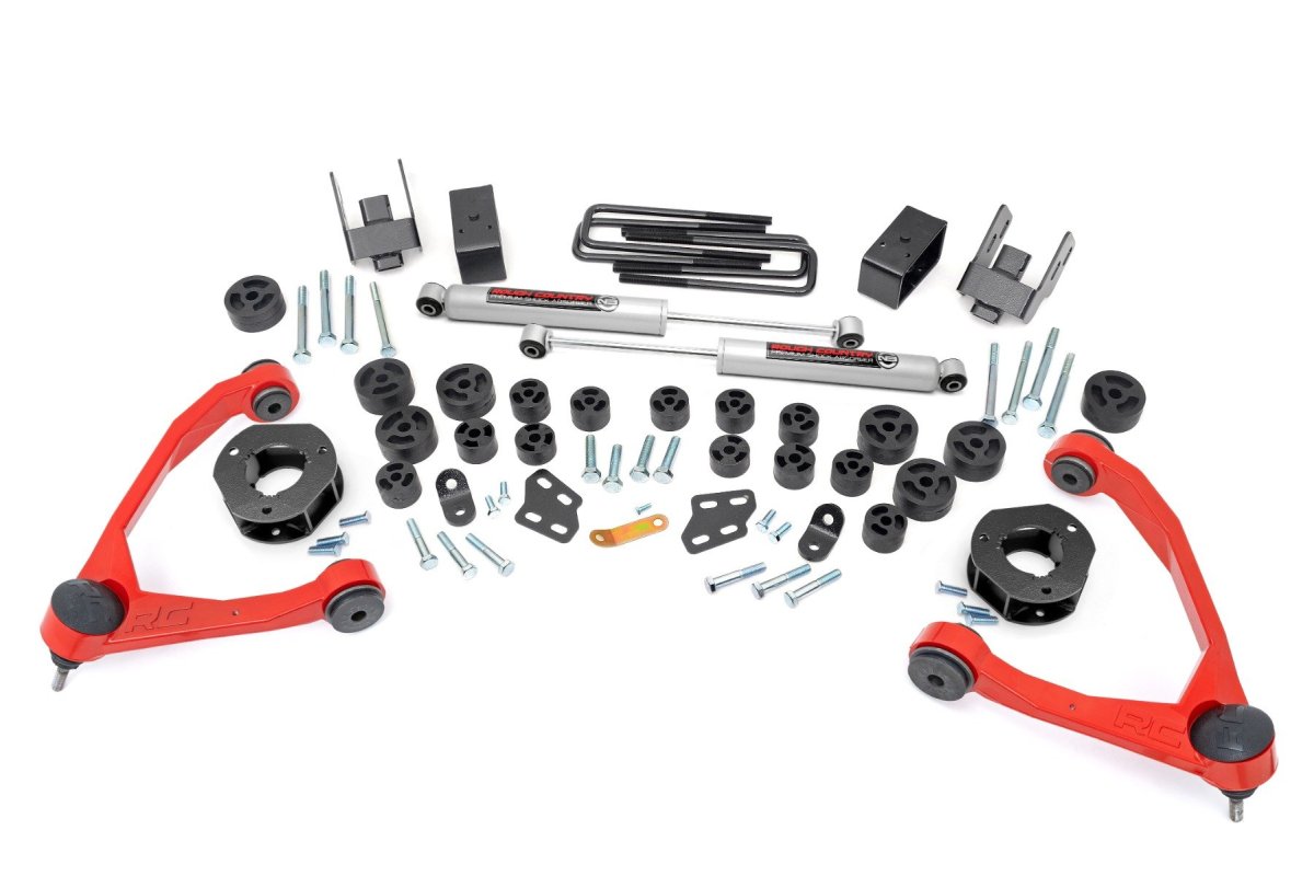 GMC Sierra 1500 Suspension Lift Kit - Rough Country - 4.75 Inch Lift, Combo, N3 Shocks, High-Articulation Control Arms with POM Ball Joints - '07-'13